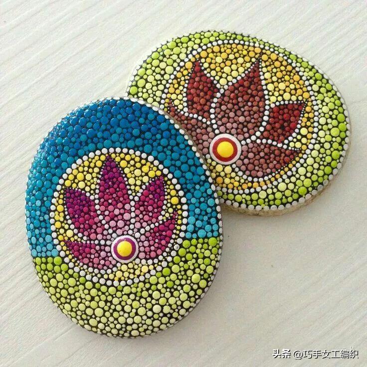 她用粗细不同的铅笔，棉签，牙签，筷子…竟把家里的旧物翻了个新