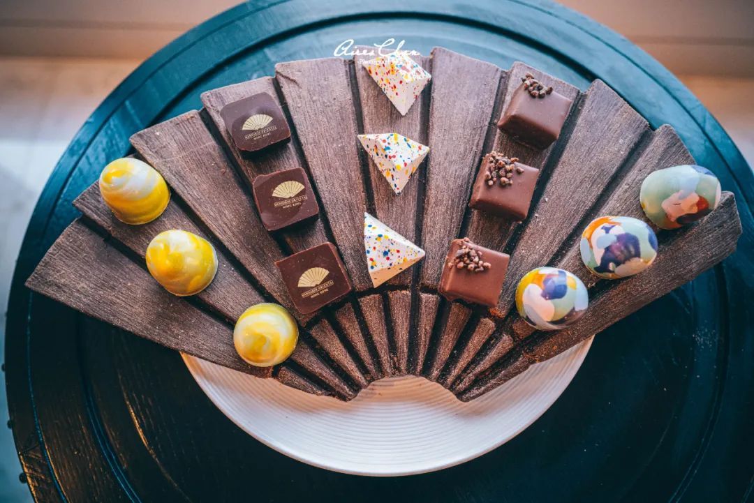 香港文华东方历史,香港文华东方