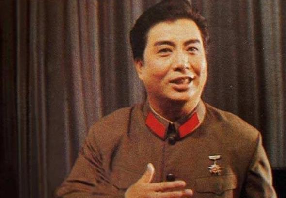 李双江之子李天一近况曝光,李贺与李双江和李天一