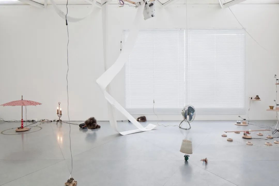 毛利悠子|“我想在创作中留下‘事物’而不仅仅是‘东西’。”