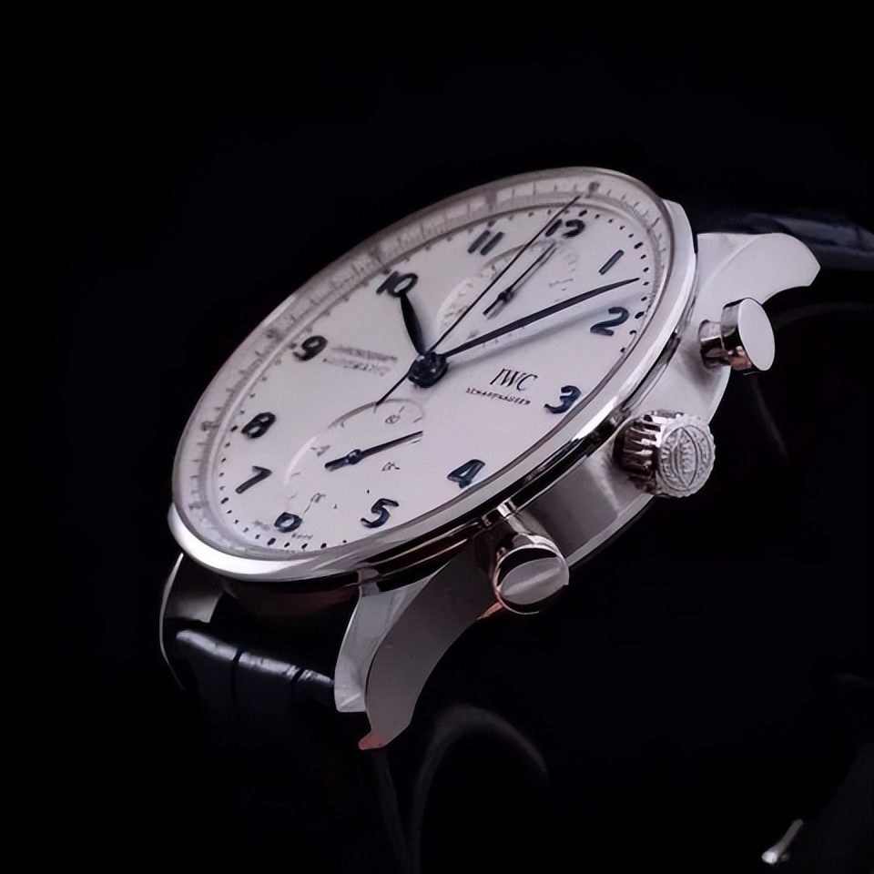 正装表选宝珀还是万国,正装表买40还是42