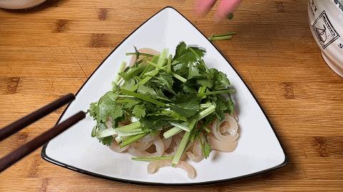 灌完香肠之后猪皮怎么处理,做香肠剩下的肠衣可以做什么