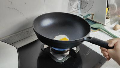 九阳大磨王不粘锅二代多重,九阳大磨王爆炒不粘锅新款