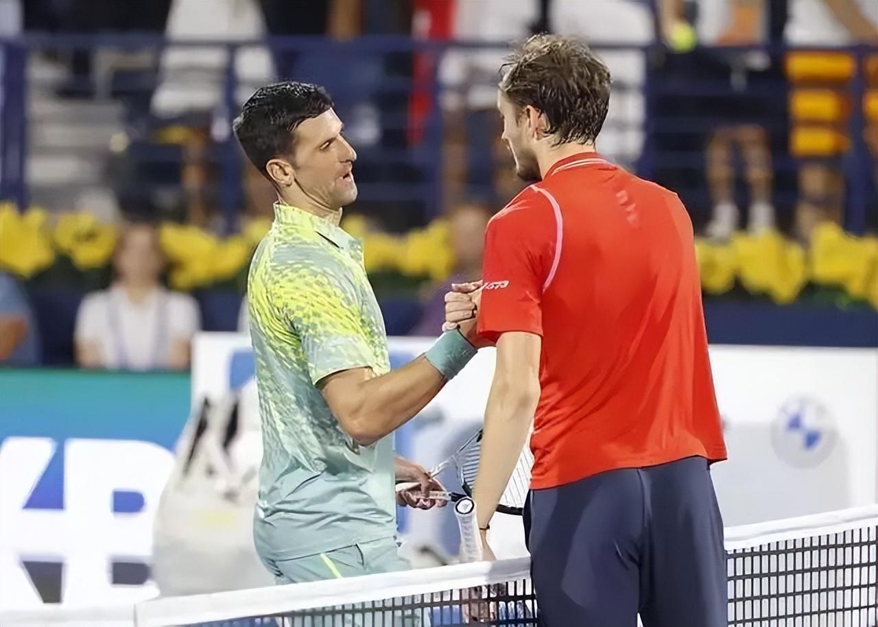 德约科维奇遭二流选手横扫,德约科维奇被英国选手爆冷