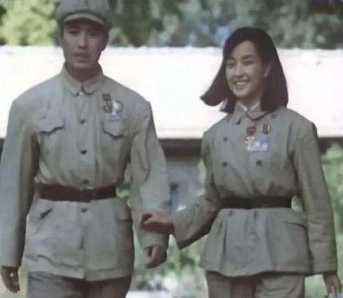 刘晓庆今年多少岁有几段婚姻,刘晓庆的四段婚姻与八段恋爱史