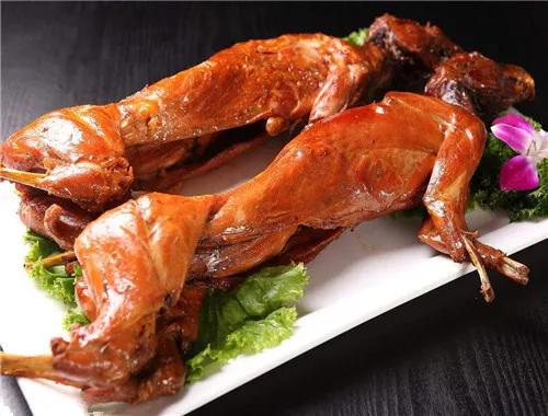 卤制时香料包在卤水中煮多久合适,香料包里的秘密