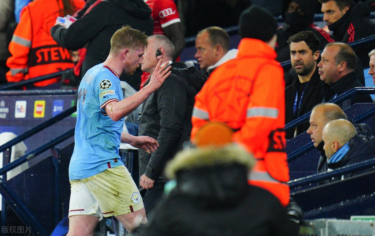 德布劳内cos丁丁历险记,德布劳内变装帅照