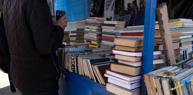 贫困大学生怎样赚钱,贫困生考上大学可以拿多少钱