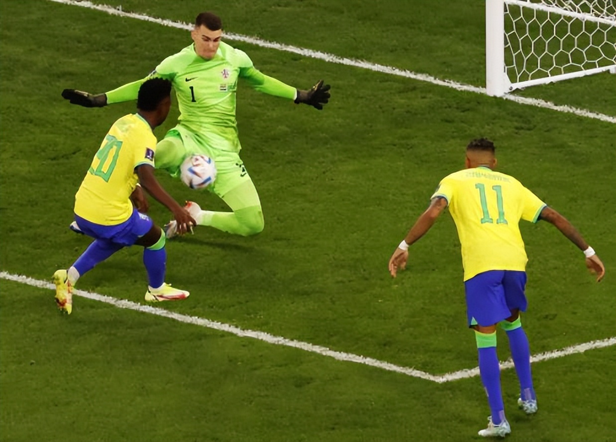 克罗地亚淘汰巴西内马尔反应,巴西3-5克罗地亚内马尔哭了照片