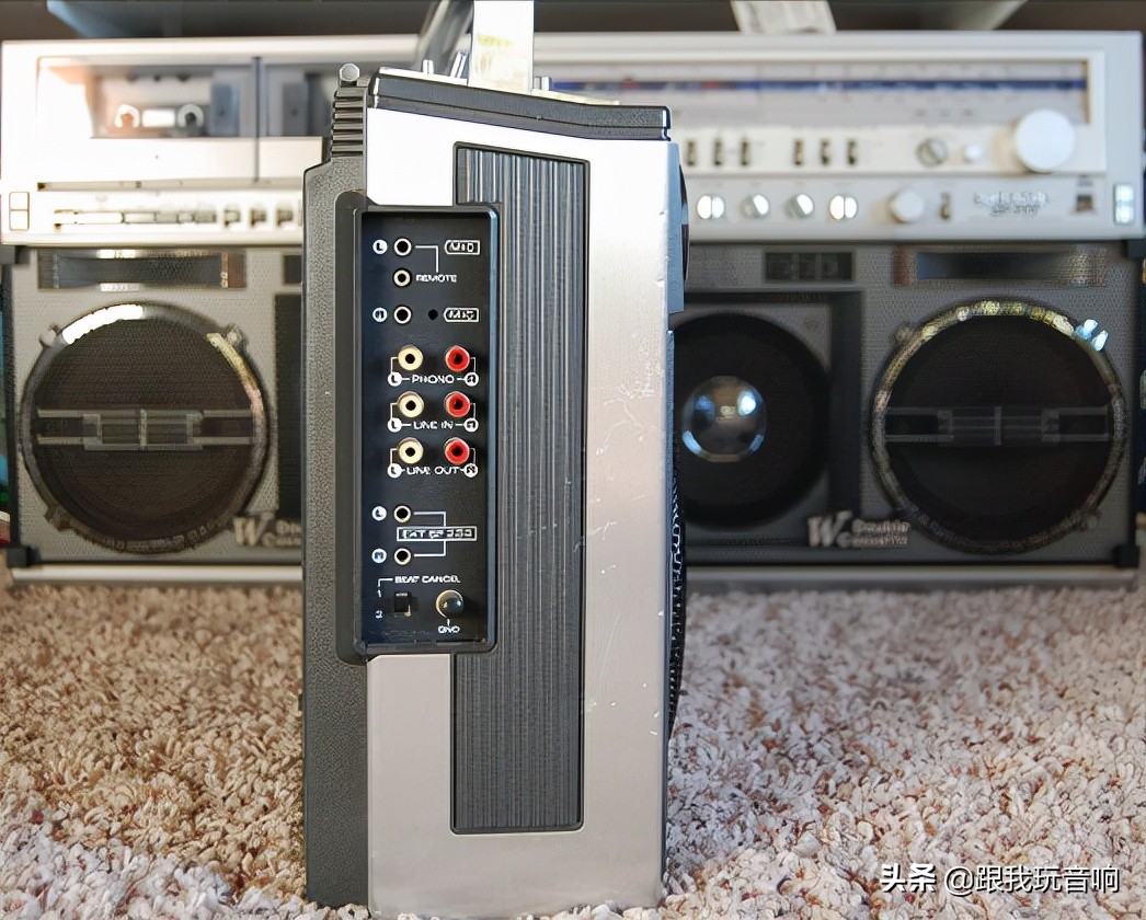 三洋sanyo4波段收音机，单卡带四喇叭收录机音响M9994