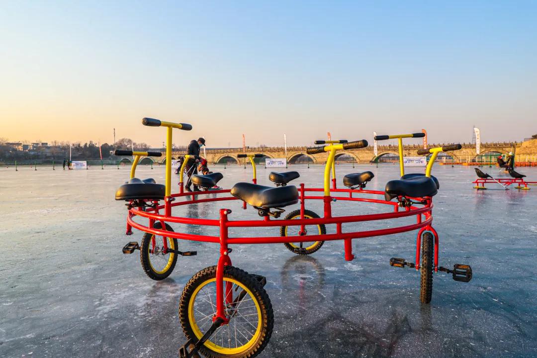 北京冰场游玩攻略,北京天然的冰场有哪些地方