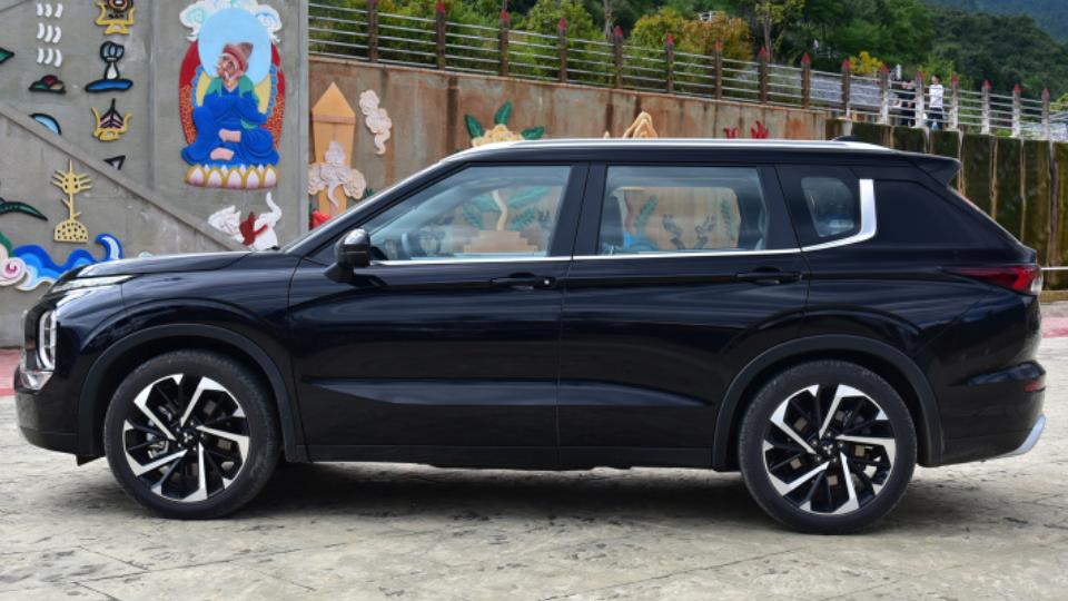 广汽三菱欧蓝德价格可以降4万吗,三菱欧蓝德停产二手车会升值么