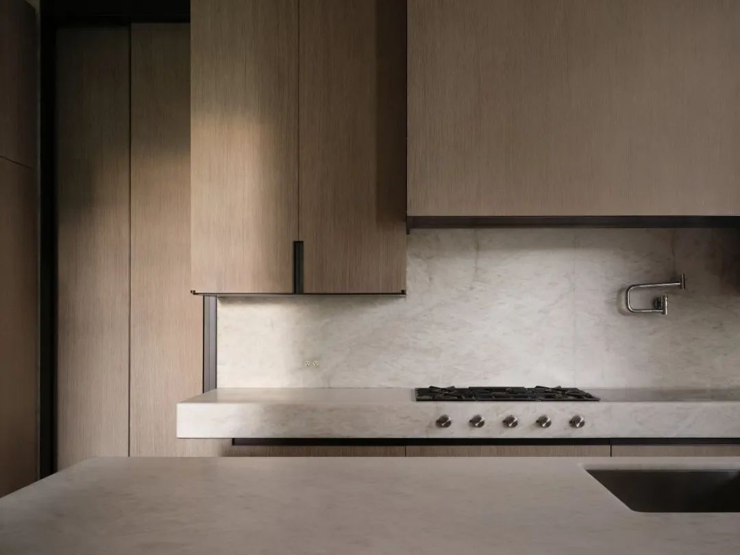 曾师出YABU，多伦多Burdifilek Studio独特设计理念！