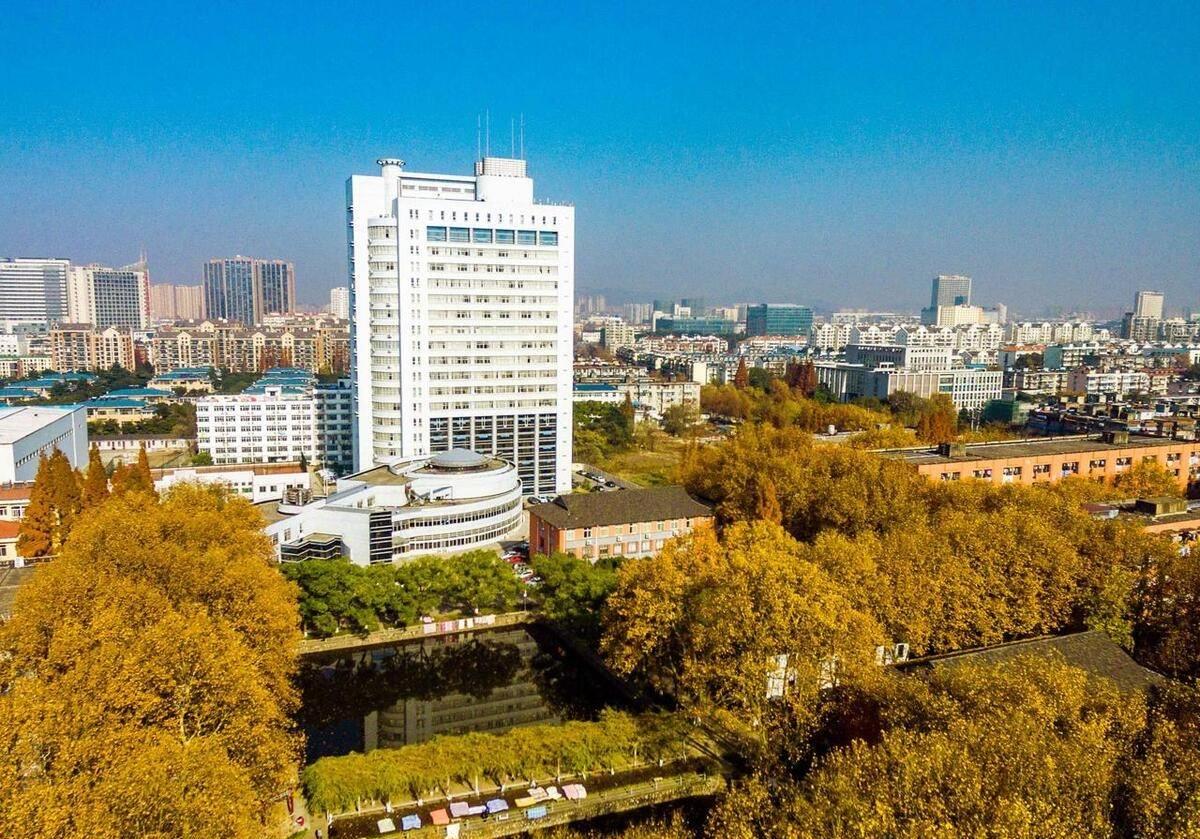 南京大学被低估了吗,南京邮电大学为什么排名那么低