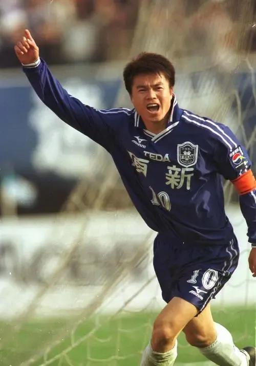 帮助中国打进世界杯的守门员,2002年带领中国足球队进入世界杯