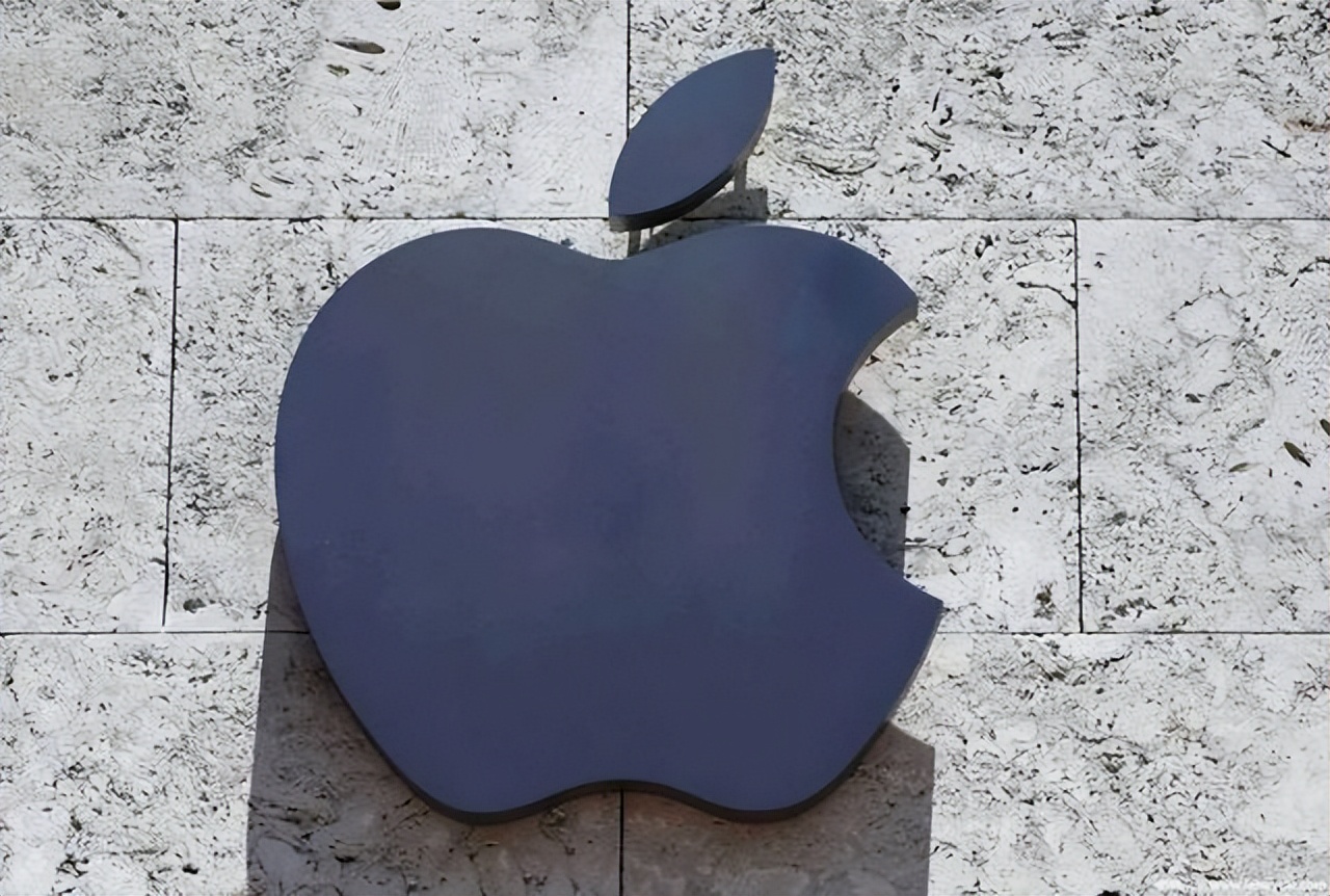 苹果官网全新页面“AppsbyApple”：开放侧载的预兆？