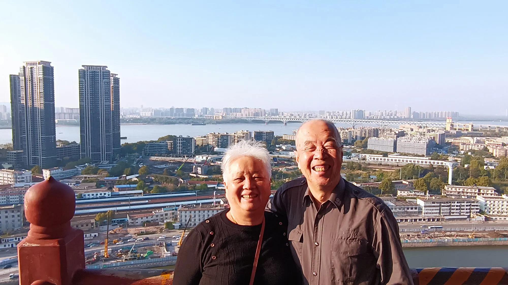 林子漫笔“微日记”,1241-1245:龙城半马“PB咯”