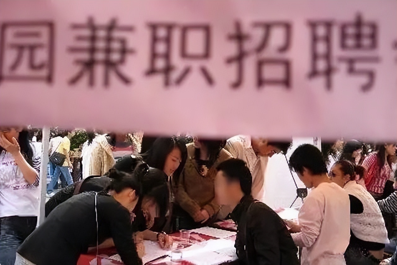 12年海南中专妹嫁给剑桥学霸老公,海南妹嫁剑桥学霸