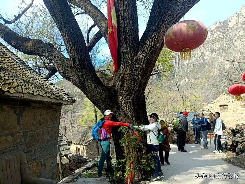 山西太行山大峡谷风景区拍照打卡,南岭太行山