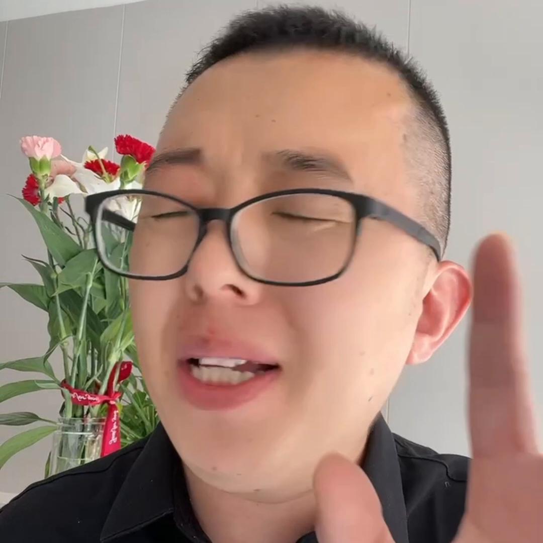 买房子要不要找亲戚买,买房子该不该找熟人