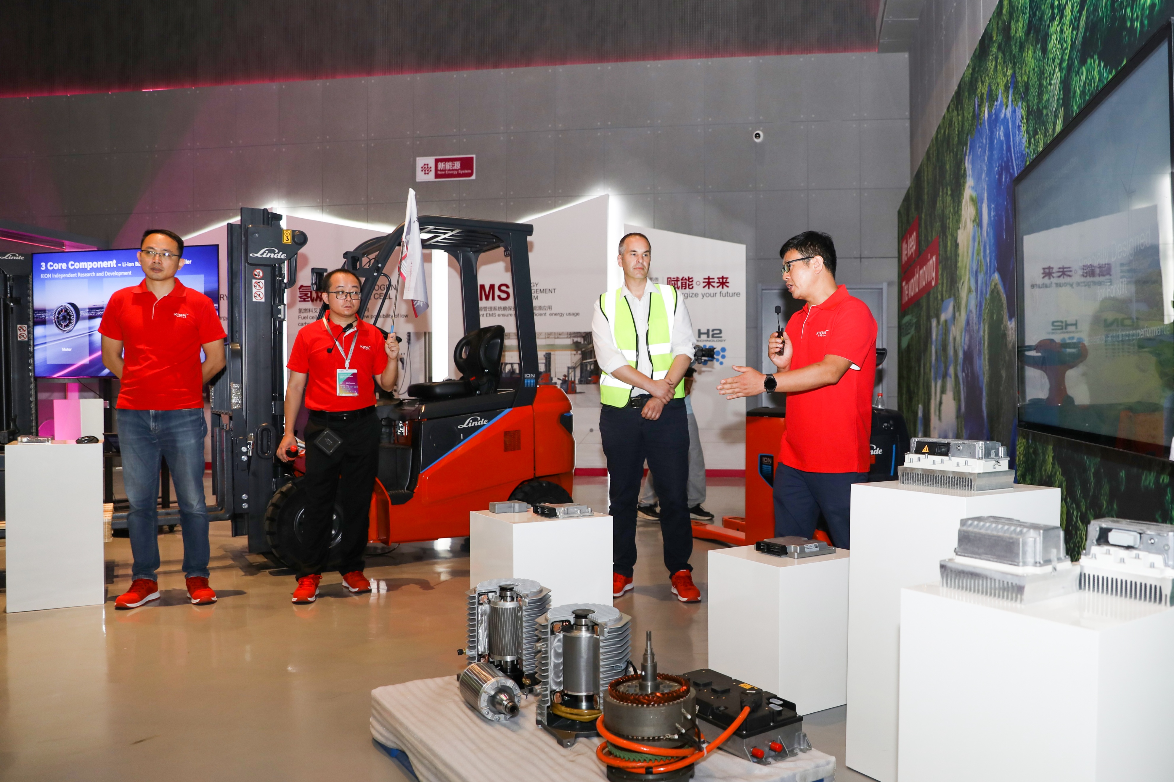 深耕中国,聚力笃行|林德物料搬运举办在华三十周年庆典