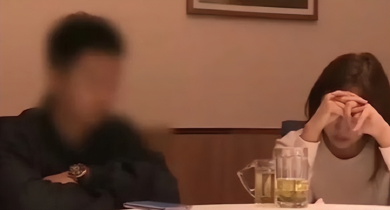 长沙男子为空姐豪掷百万遭悔婚,湖南长沙男子给空姐花100万