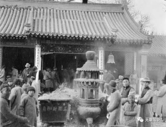 初五迎财神向财神爷要钱,初五怎样迎财神和送财神