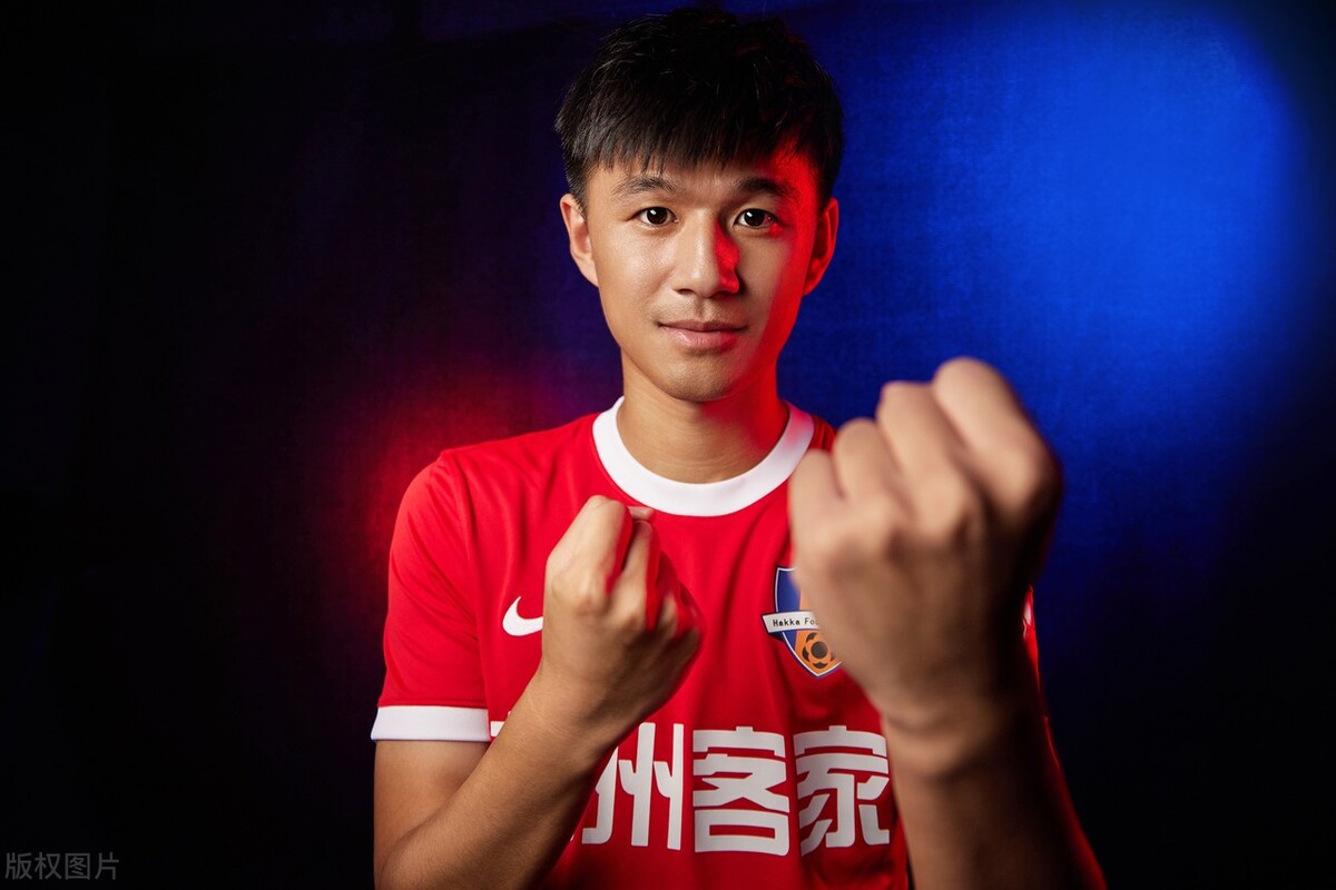 梅州客家足球俱乐部写真,梅州客家队海报