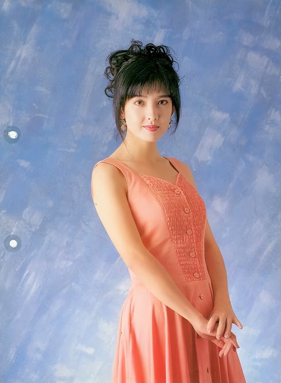 周慧敏被称第一代玉女掌门,玉女掌门周慧敏93年的歌