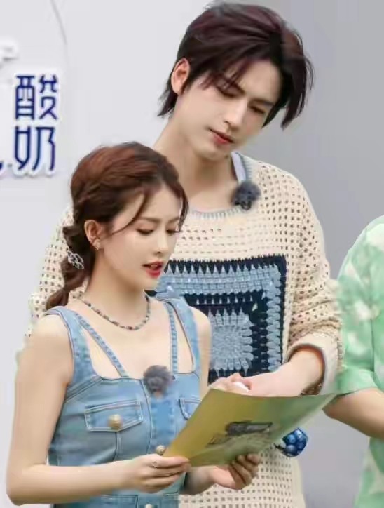 白鹿张凌赫恋情是真是假,许凯和张凌赫白鹿顶级颜霸