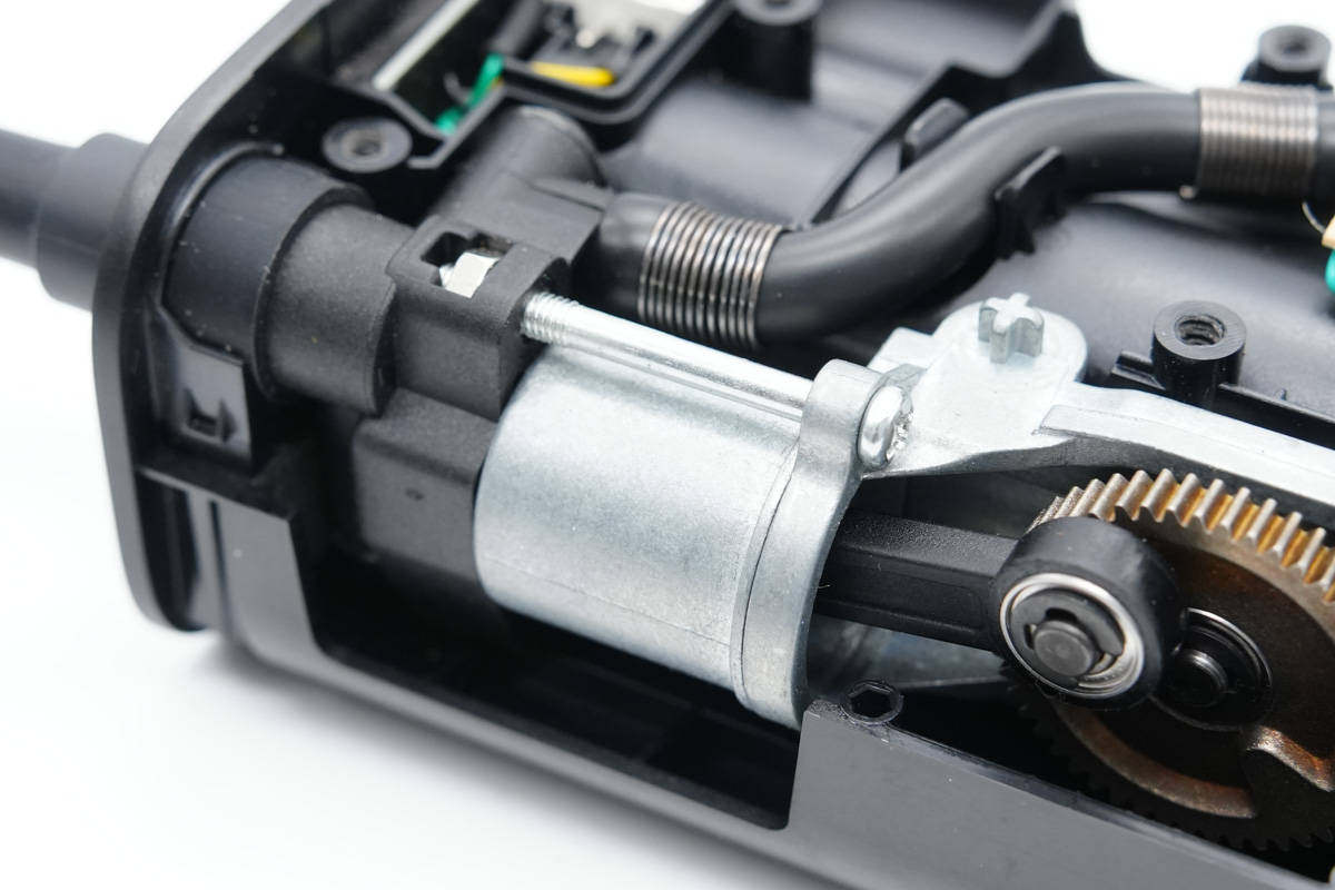 带SOS紧急求救灯,189元米家充气宝1S拆解