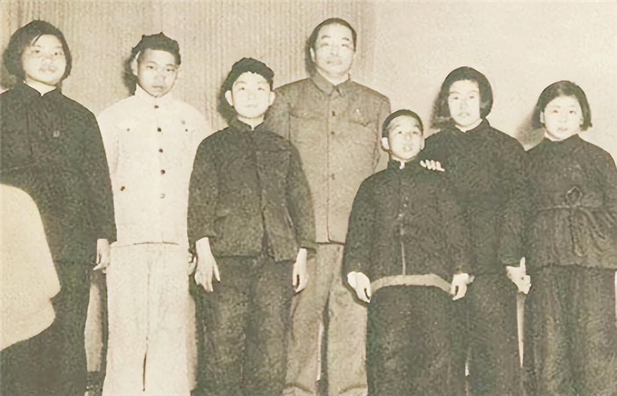 浦安修执意离婚,彭老总伤感地说:她早有准备,我很思念刘坤模