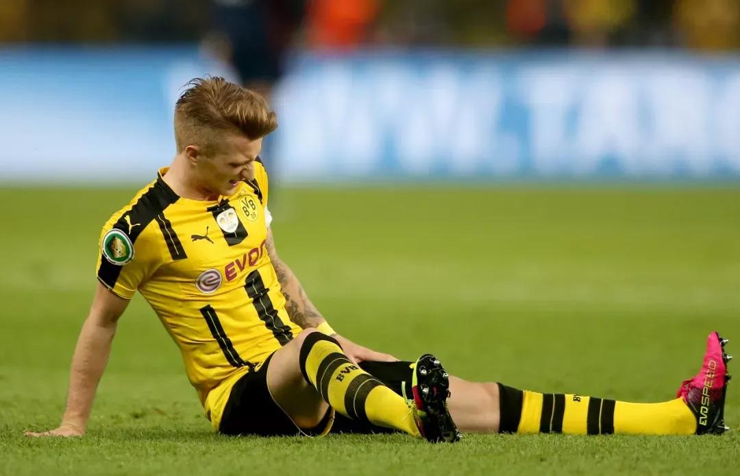 剧烈疼痛！世界杯倒计时14天，德国坏消息，32岁巨星或无缘卡塔尔