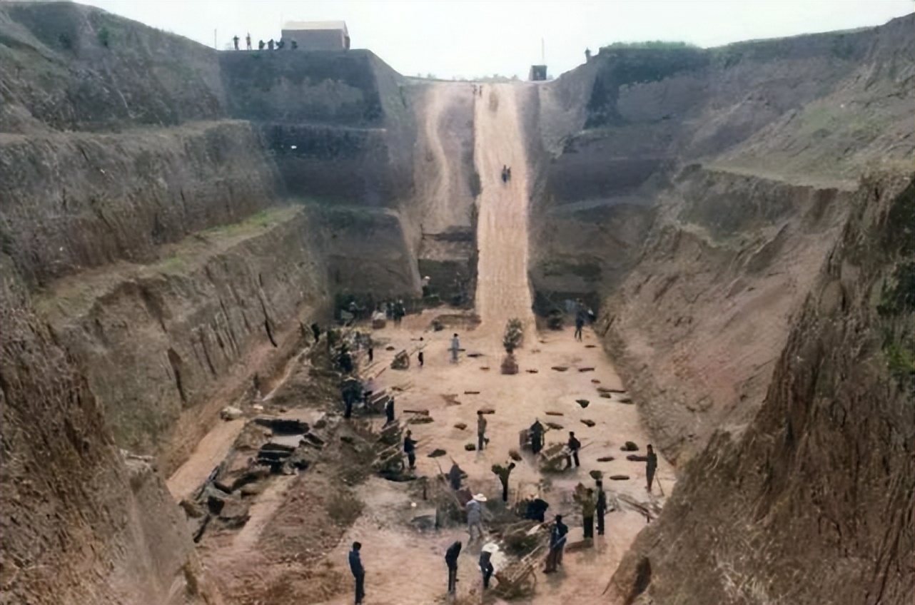 盗墓贼是如何精准找到墓室,盗墓贼是如何精准挖到主墓室