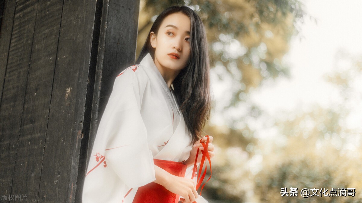 四字词语唯美且有深意爱情,四字词语唯美且有深意