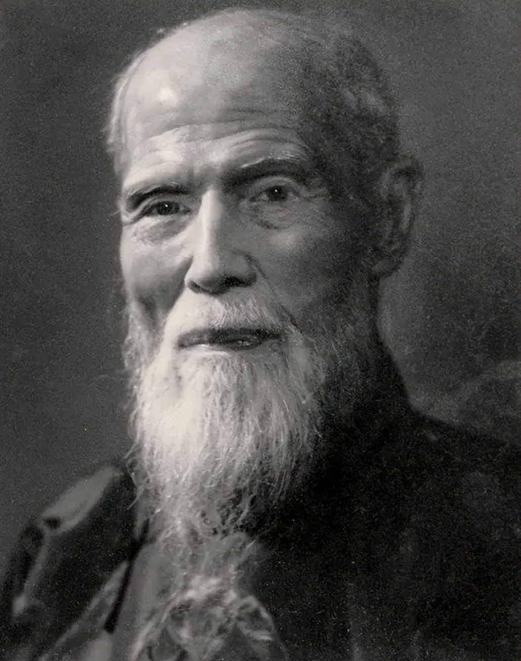 麦秀英第一任妻子,麦秀英有几个儿女