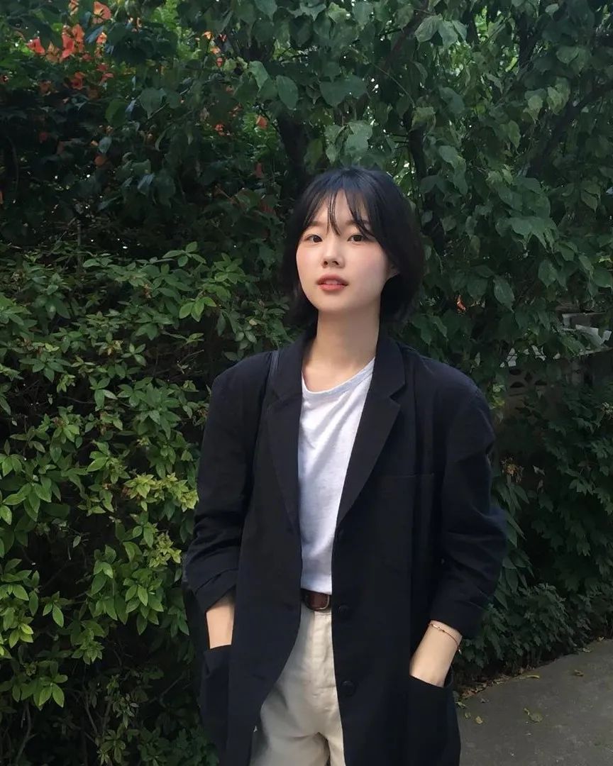 时尚博主的19件夏季日常穿搭look,这位博主的减龄穿搭值得学习