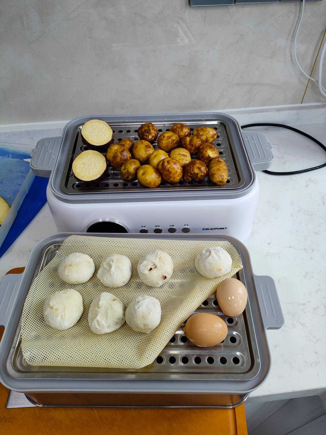 老两口免费早餐,东北老两口的早餐