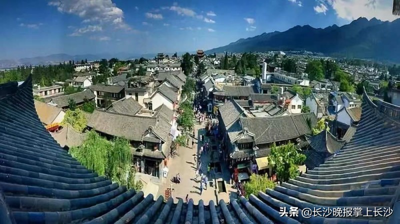 ７月长沙首趟七彩云南、多彩贵州旅游列车来了，2980元起