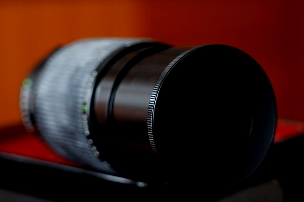 理光有几款50mm镜头,廉价的相机