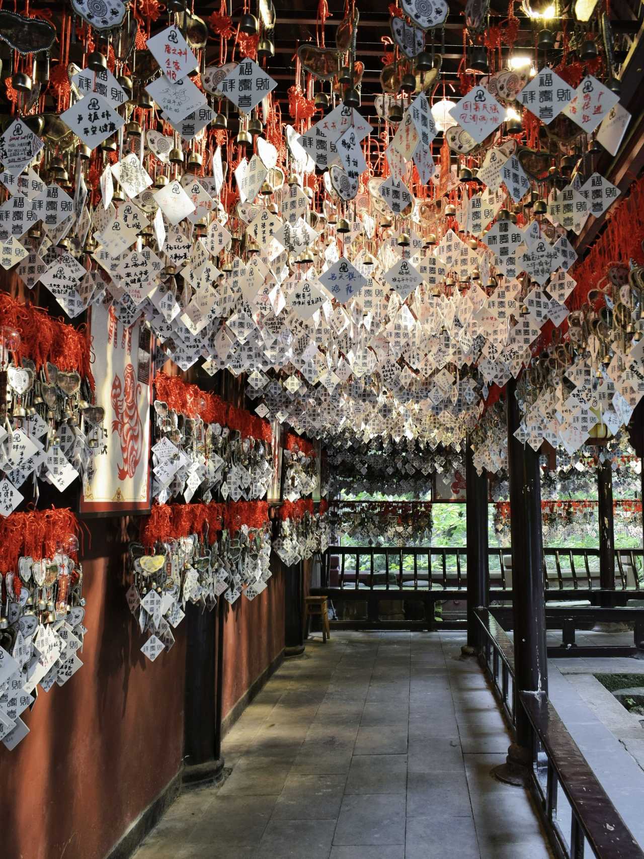 乐山异国风情打卡新去处,乐山游玩攻略及人文风情