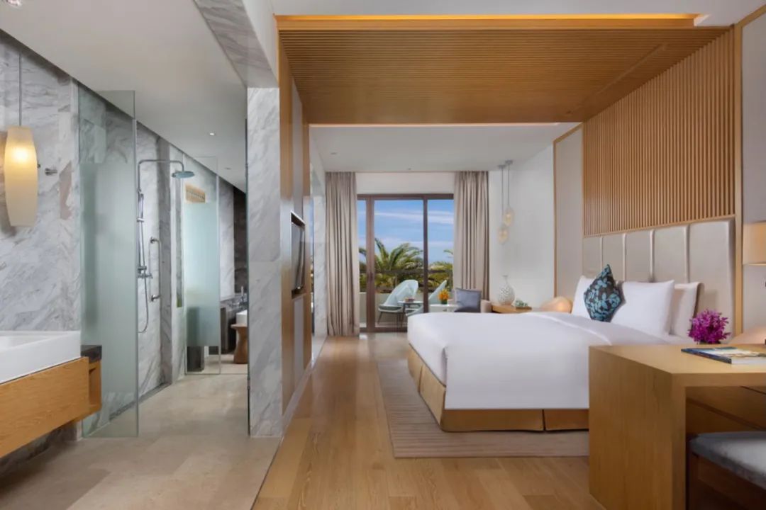 三亚皇冠假日酒店隔离免费,三亚隔离酒店免费么