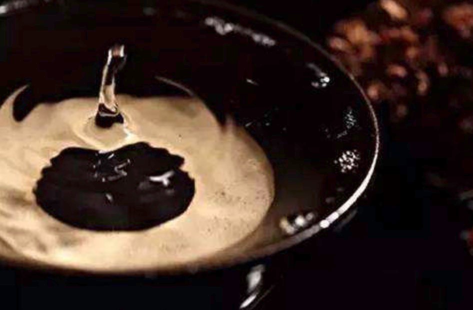 红星二锅头，黄盖玻汾和绿脖西凤，哪个好喝？听听老酒友怎么说