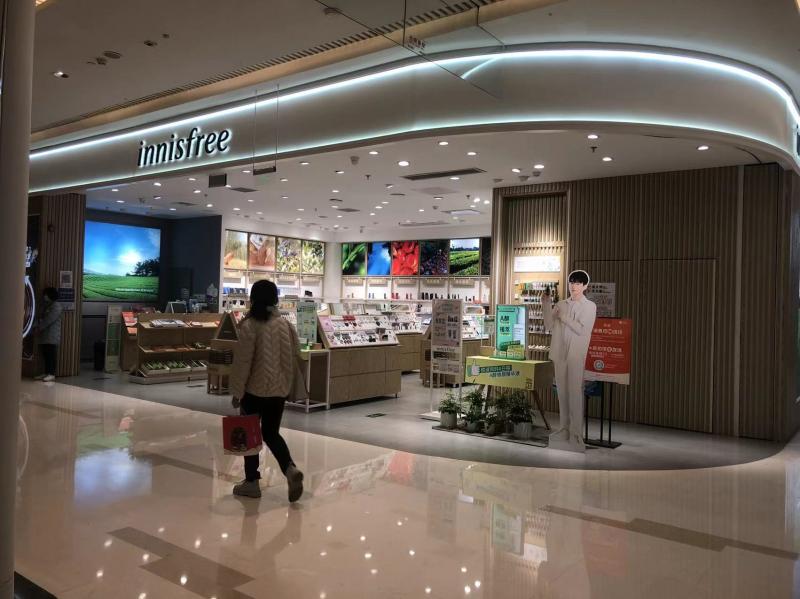 为什么韩国化妆品比中国便宜,韩国化妆品为啥没有测评