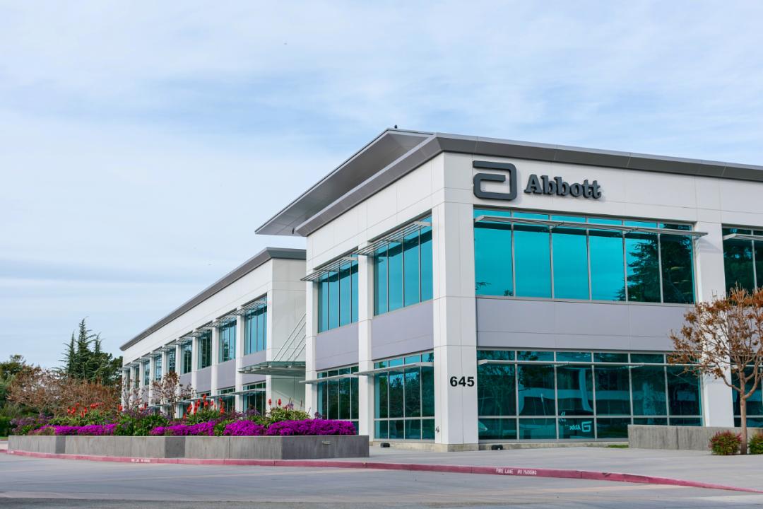 美国奶粉危机加剧,美国奶粉荒最新消息