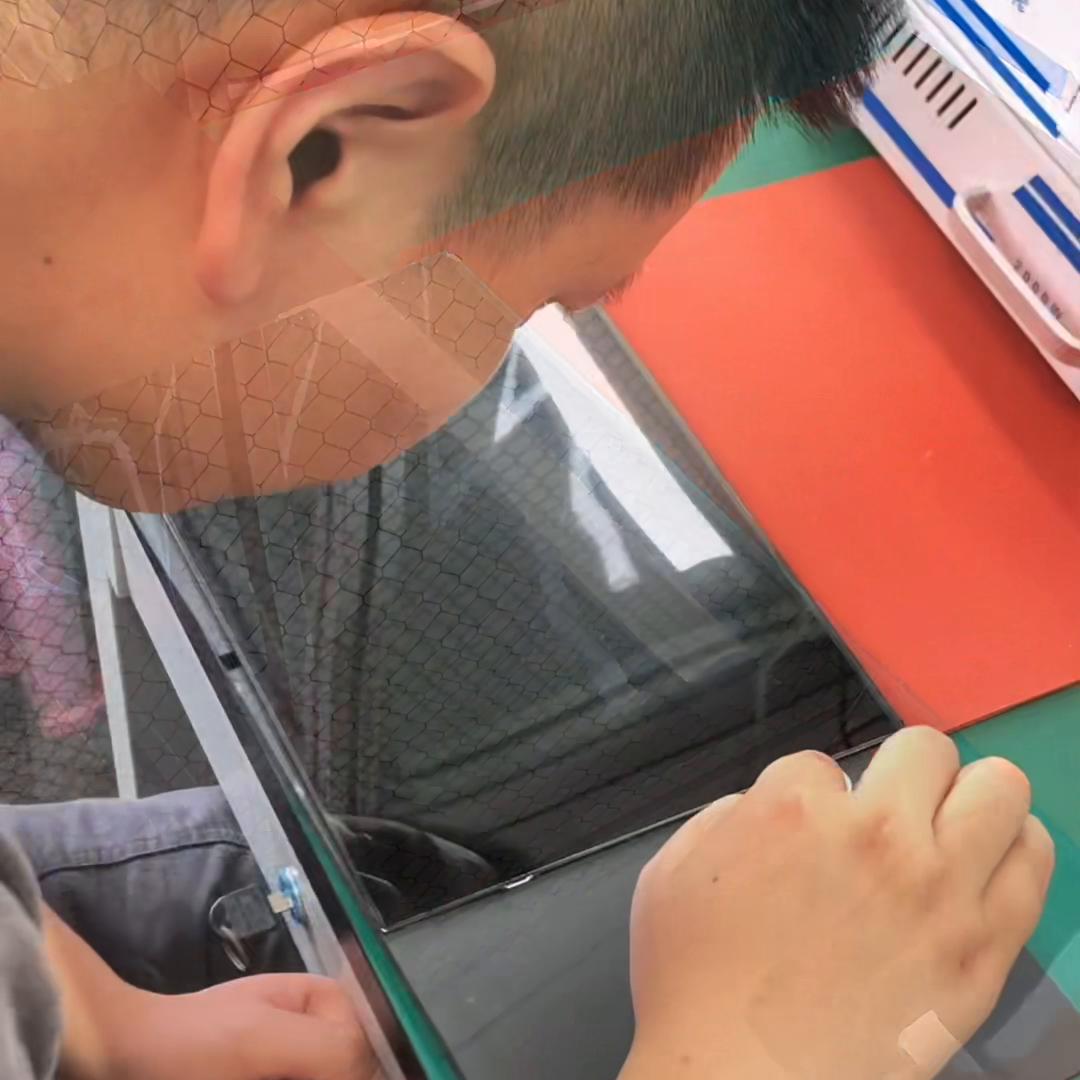 ipadpro9.7拆机外屏裂了,ipadpro12.6售后换屏