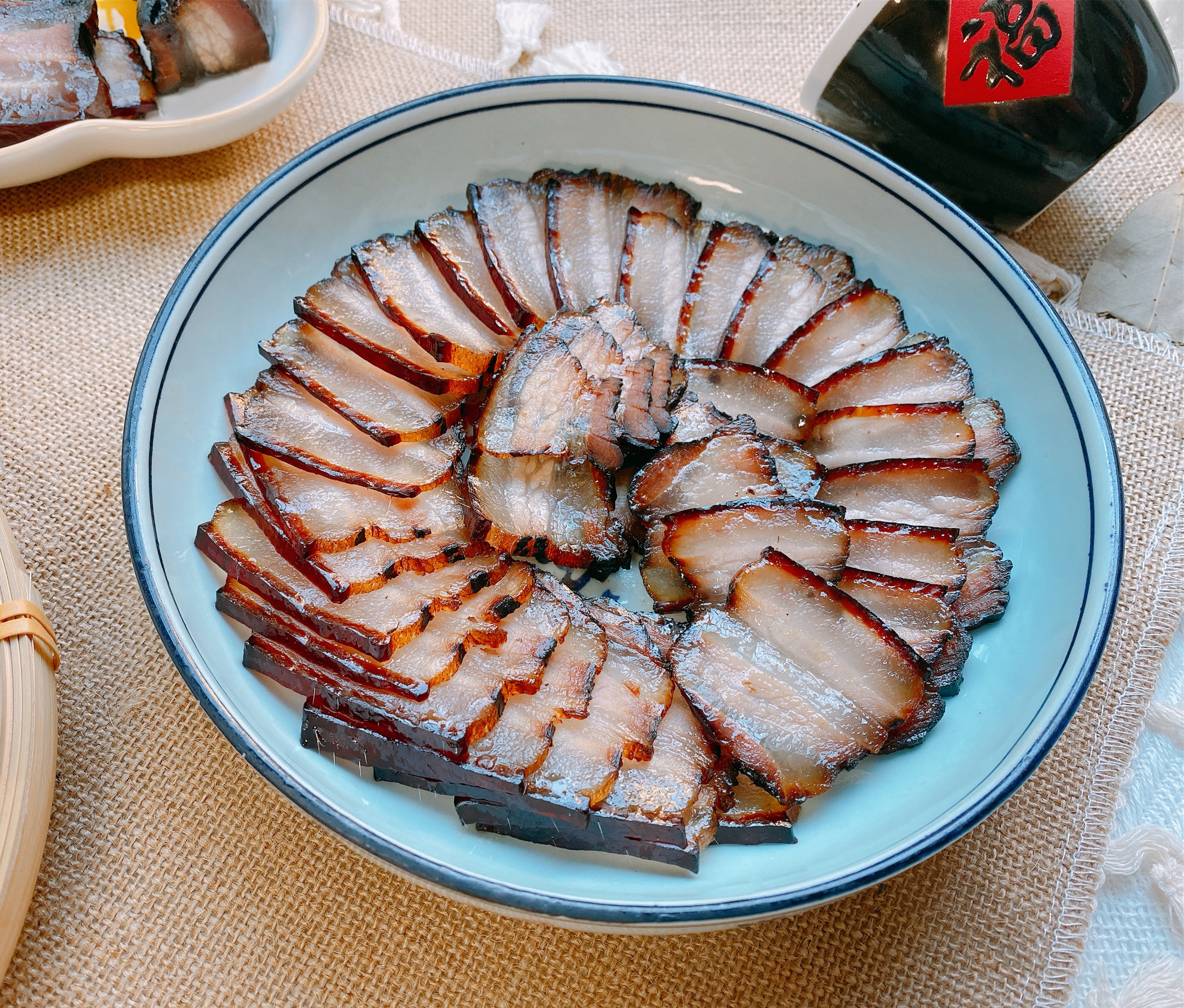 酱油肉还有哪些制作技巧,酱油肉的做法要不要带皮