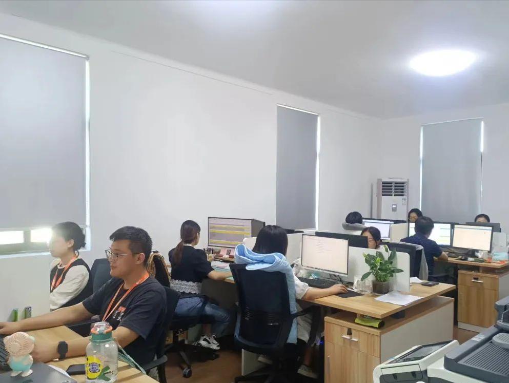 智炬精神|恪尽职守，只为客户提供优质服务