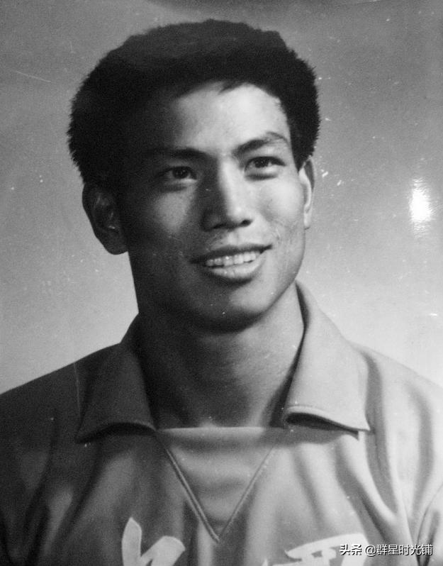 足球李富胜简介,原国家足球队李富胜近况