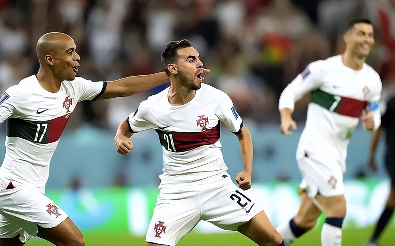 亚足联祝贺申花夺冠,c罗扬眉吐气